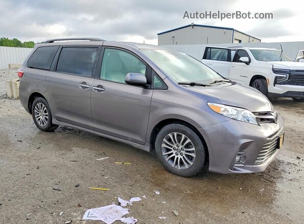 5TDYZ3DC8JS910525 2018 TOYOTA SIENNA Gray 