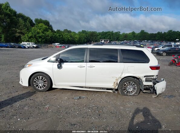 5TDYZ3DC9JS902630 2018 TOYOTA SIENNA White Панорамний вид салону 360°