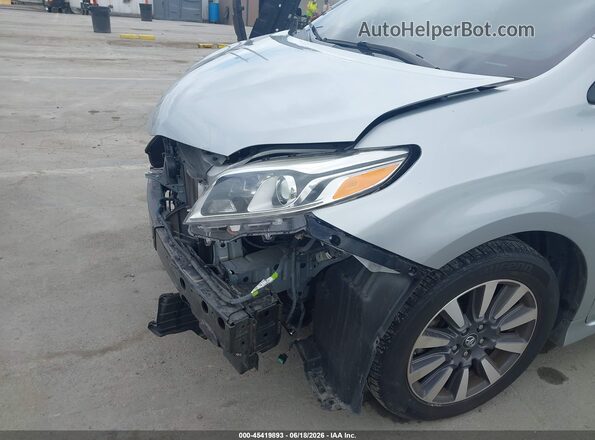 5TDYZ3DC9LS048984 2020 TOYOTA SIENNA Red Widok z przodu
