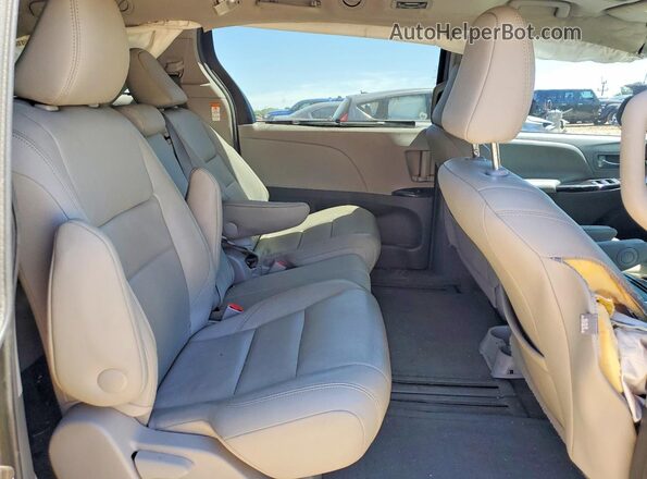 5TDYZ3DCXHS836521 2017 TOYOTA SIENNA Gray უკანა სალონის ხედი