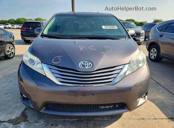 5TDYZ3DCXHS838611 2017 TOYOTA SIENNA Gray Vista frontal