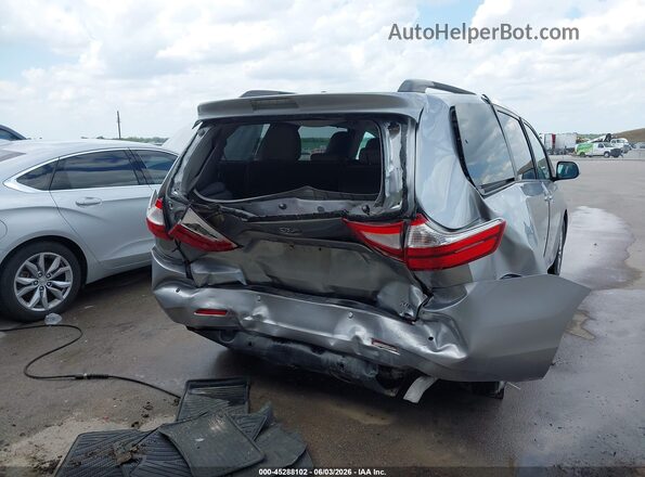 5TDYZ3DCXHS854792 2017 TOYOTA SIENNA Silver წინა ხედი