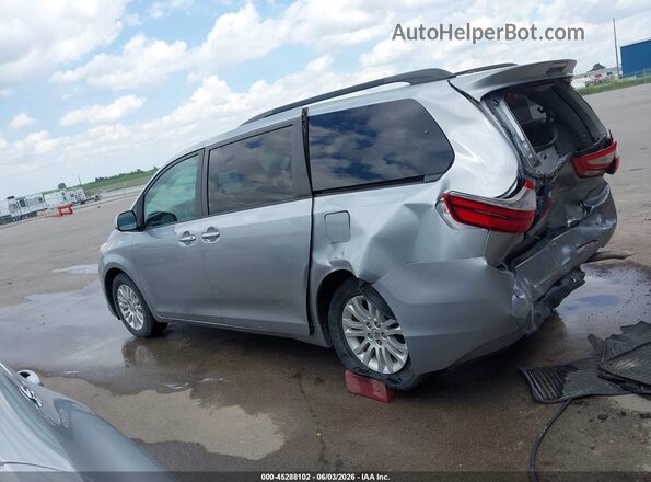 5TDYZ3DCXHS854792 2017 TOYOTA SIENNA Silver სალონის 360-გრადუსიანი ხედი