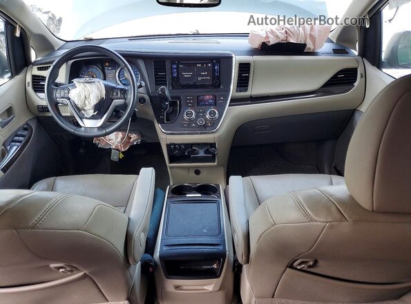5TDYZ3DCXHS871186 2017 TOYOTA SIENNA Blue Dashboard view