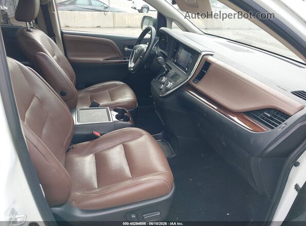5TDYZ3DCXJS943557 2018 TOYOTA SIENNA White Widok wnętrza z przodu