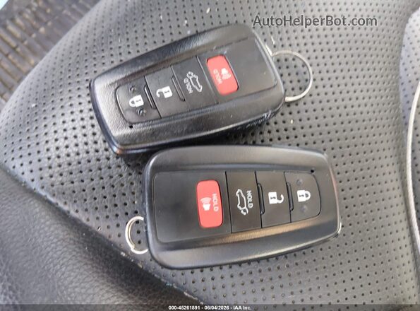 5TDYZRAH1MS084107 2021 TOYOTA HIGHLANDER Серебряный Вид панели приборов