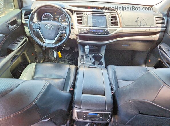 5TDYZRFH3HS203225 2017 TOYOTA HIGHLANDER Серый Вид панели приборов