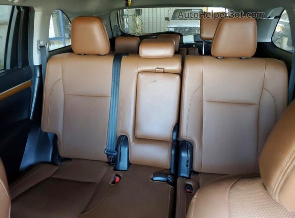 5TDYZRFH3JS245089 2018 TOYOTA HIGHLANDER Gray Вид задніх сидінь