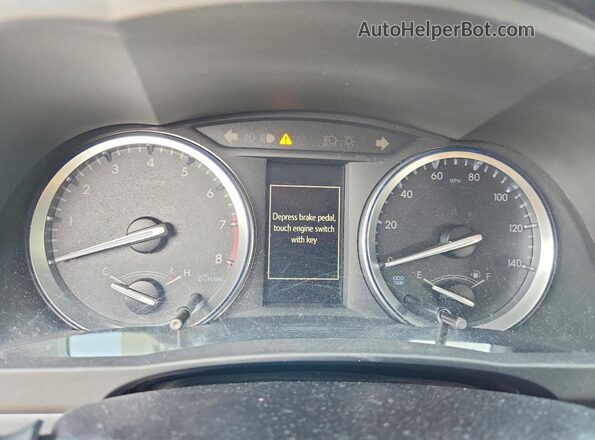 5TDYZRFH4JS259731 2018 TOYOTA HIGHLANDER Brown Instrument cluster view