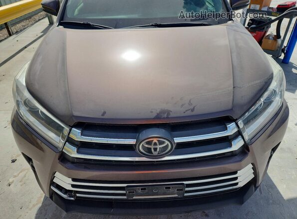 5TDYZRFH4JS259731 2018 TOYOTA HIGHLANDER Brown Engine compartment view