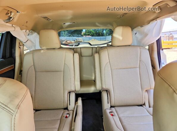 5TDYZRFH6HS190857 2017 TOYOTA HIGHLANDER White Vista de los asientos traseros