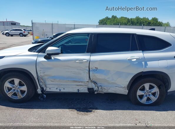 5TDZARAH1PS518705 2023 TOYOTA HIGHLANDER White Панорамний вид салону 360°