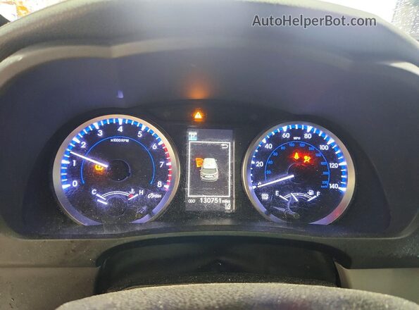 5TDZARFH0JS035819 2018 TOYOTA HIGHLANDER Серебряный Вид щитка приборов