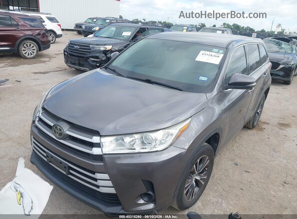 5TDZARFH0JS039238 2018 TOYOTA HIGHLANDER Gray Передня ліва чверть