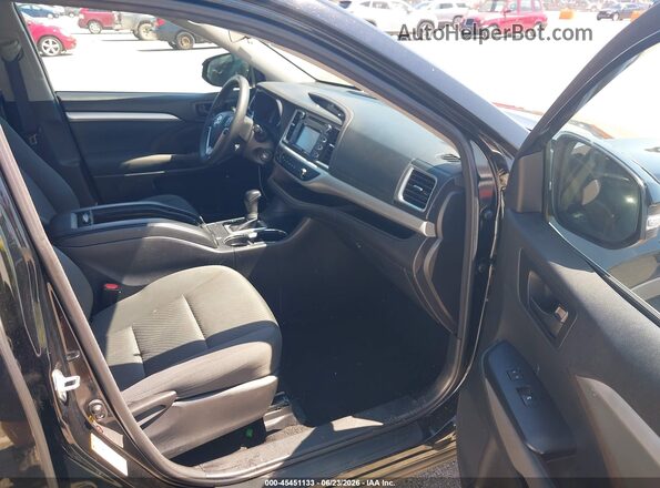 5TDZARFH2JS032873 2018 TOYOTA HIGHLANDER Black Вид салону спереду