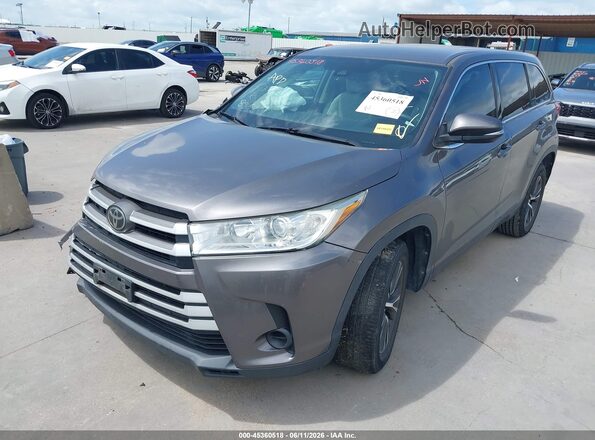 5TDZARFH3JS038892 2018 TOYOTA HIGHLANDER Серый Передняя левая четверть