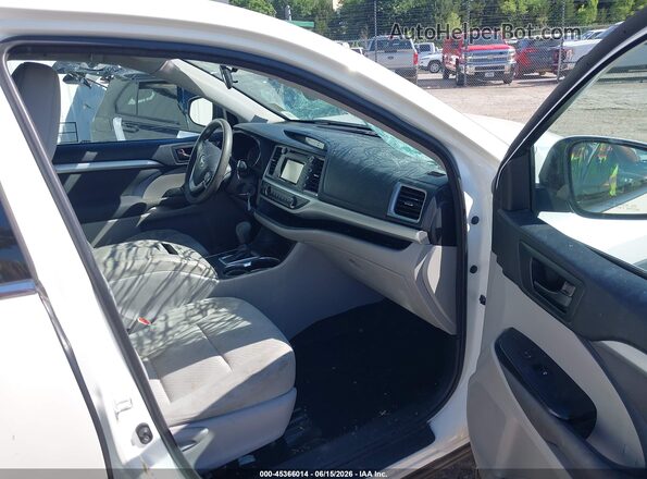 5TDZARFHXJS038873 2018 TOYOTA HIGHLANDER Белый Вид салона спереди