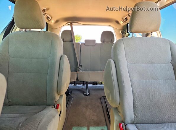 5TDZK3DC7GS743737 2016 TOYOTA SIENNA Золотой Вид задних сидений