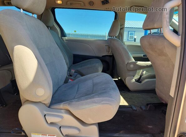 5TDZK3DC7GS743737 2016 TOYOTA SIENNA Золотой Вид задней части салона