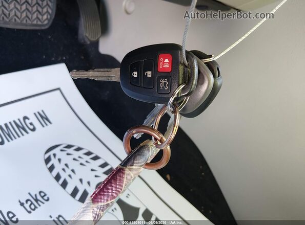 5TDZKRFH2GS186229 2016 TOYOTA HIGHLANDER Серый Вид панели приборов