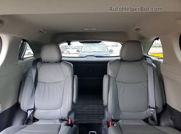 5TDZRKEC1MS032910 2021 TOYOTA SIENNA White უკანა სავარძლების ხედი