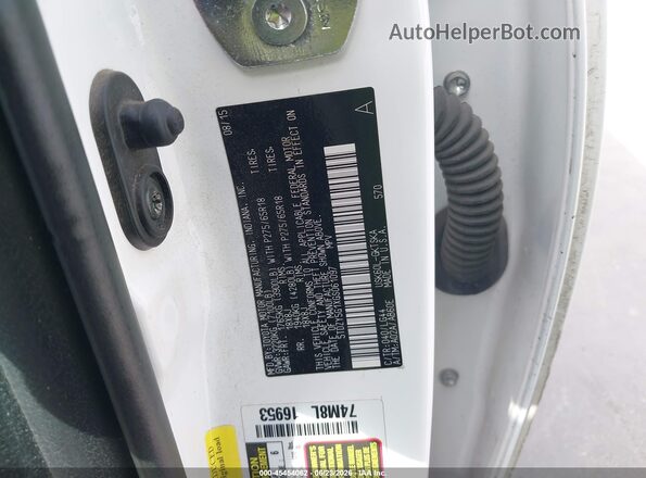5TDZY5G1XGS061097 2016 TOYOTA SEQUOIA White Widok komory silnika