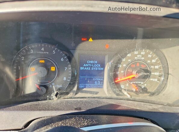 5TDZZ3DC1HS856239 2017 TOYOTA SIENNA Yellow 