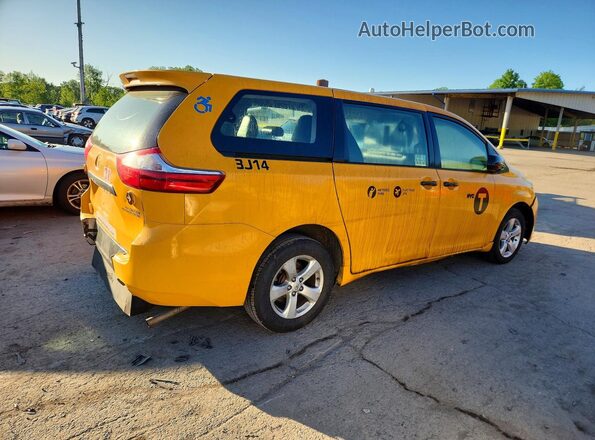 5TDZZ3DC1HS856239 2017 TOYOTA SIENNA Yellow 
