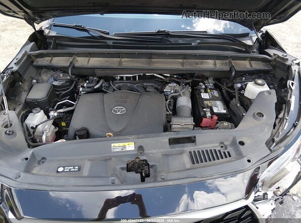 5TDZZRAH2MS031601 2021 TOYOTA HIGHLANDER Black Widok z tyłu