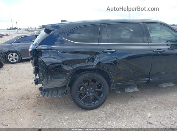 5TDZZRAH2NS547474 2022 TOYOTA HIGHLANDER Black Widok z przodu