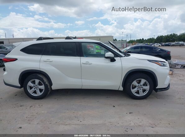 5TDZZRAH9LS503677 2020 TOYOTA HIGHLANDER White უკანა სალონის ხედი