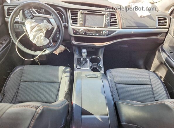 5TDZZRFH1JS248951 2018 TOYOTA HIGHLANDER White წინა პანელის ხედი