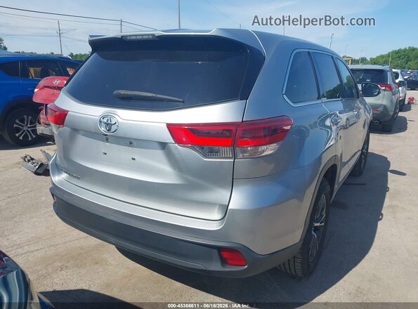 5TDZZRFH4JS238592 2018 TOYOTA HIGHLANDER Серебряный Задняя правая четверть