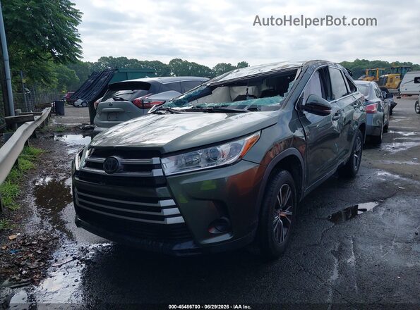 5TDZZRFH8JS274883 2018 TOYOTA HIGHLANDER Green Передня ліва чверть
