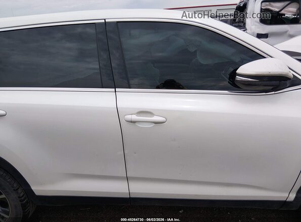 5TDZZRFH9KS333733 2019 TOYOTA HIGHLANDER White Widok wnętrza 360 stopni