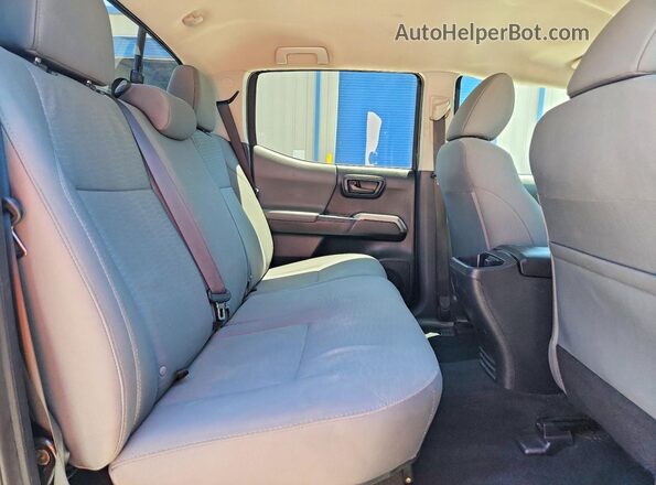 5TFAZ5CN6HX033019 2017 TOYOTA TACOMA Charcoal Rear seats view