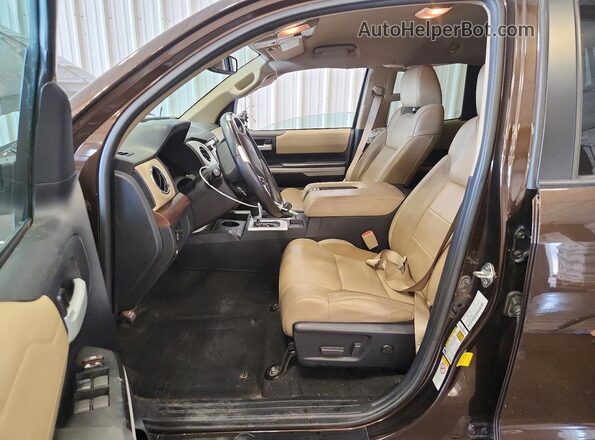 5TFBY5F11KX784360 2019 TOYOTA TUNDRA Brown Widok wnętrza z przodu