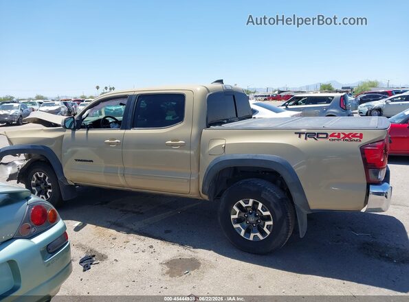 5TFCZ5AN3JX134598 2018 TOYOTA TACOMA Brown 