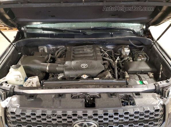 5TFDW5F10JX758409 2018 TOYOTA TUNDRA Gray Rear interior view