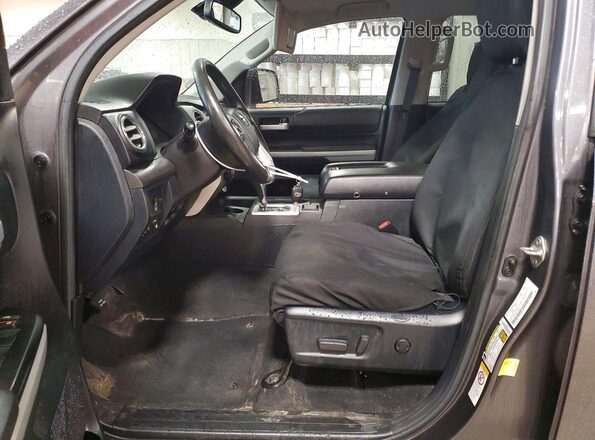5TFDW5F10JX758409 2018 TOYOTA TUNDRA Gray Front interior view