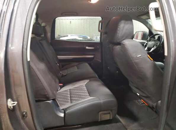 5TFDW5F10JX758409 2018 TOYOTA TUNDRA Gray Rear seats view