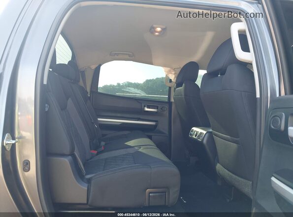 5TFDW5F12HX598253 2017 TOYOTA TUNDRA Gray Вид наклейки з VIN-кодом