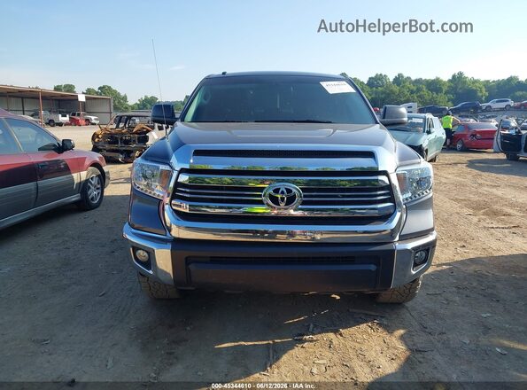 5TFDW5F12HX598253 2017 TOYOTA TUNDRA Gray Вид щитка приладів