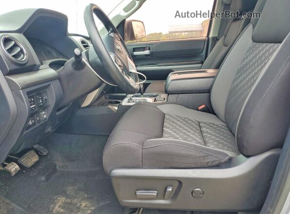 5TFDW5F14KX804454 2019 TOYOTA TUNDRA Серый Вид салона спереди