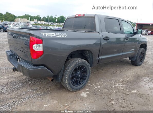 5TFDW5F16JX758866 2018 TOYOTA TUNDRA Серый Задняя правая четверть