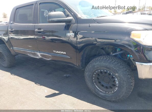 5TFDW5F18GX508747 2016 TOYOTA TUNDRA Черный Вид спереди