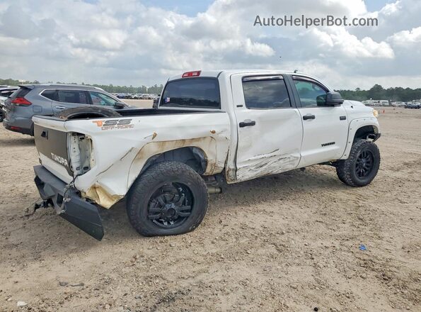 5TFDW5F18JX702380 2018 TOYOTA TUNDRA White Trasero derecho