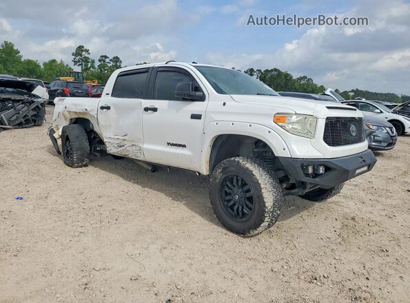 5TFDW5F18JX702380 2018 TOYOTA TUNDRA White Delantero derecho
