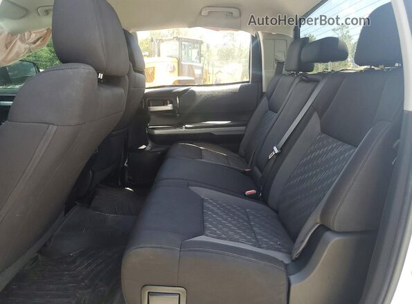 5TFDY5F11LX879642 2020 TOYOTA TUNDRA Белый Вид задних сидений