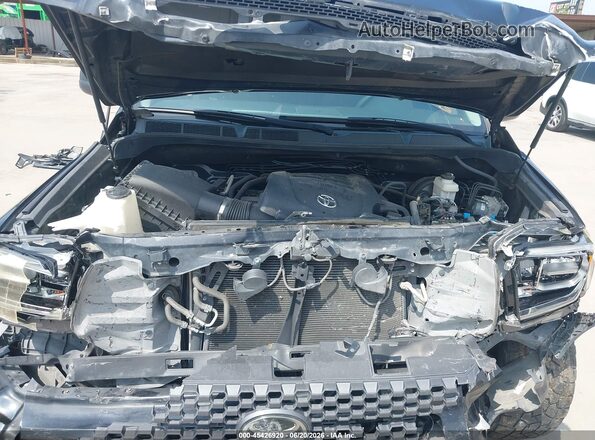 5TFDY5F16JX773779 2018 TOYOTA TUNDRA Black Вид ззаду